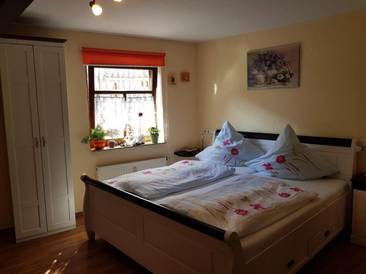 Zum Burgtoerle Hotel Wallduern Eksteriør billede
